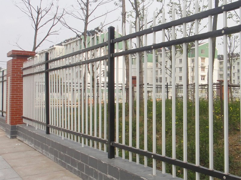 云龙区厂区围墙护栏