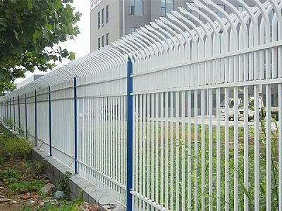 广丰区双向防攀爬锌钢护栏